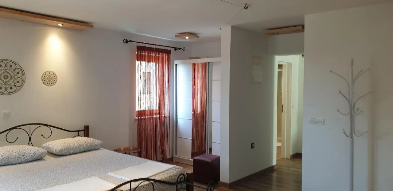 Apartments Adri, Parking In The Yard Rovinj 0*,  Croatia